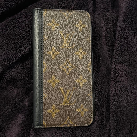 Louis Vuitton Cell Phones & Accessories Hardly Used Iphone Case